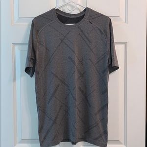 Lululemon Metal Vent Tech short sleeve shirt